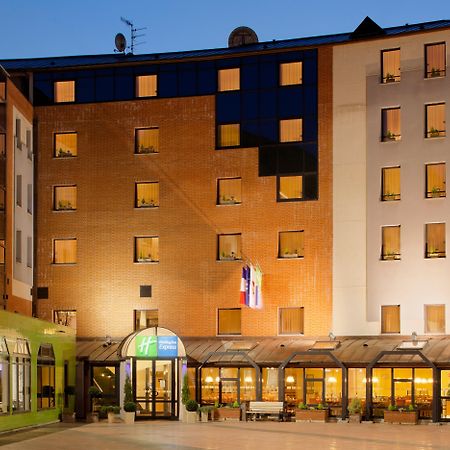 Holiday Inn Express Arras, An Ihg Hotel Eksteriør bilde