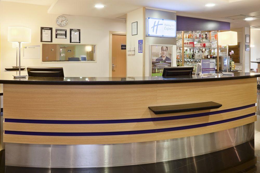 Holiday Inn Express Arras By Ihg Eksteriør bilde