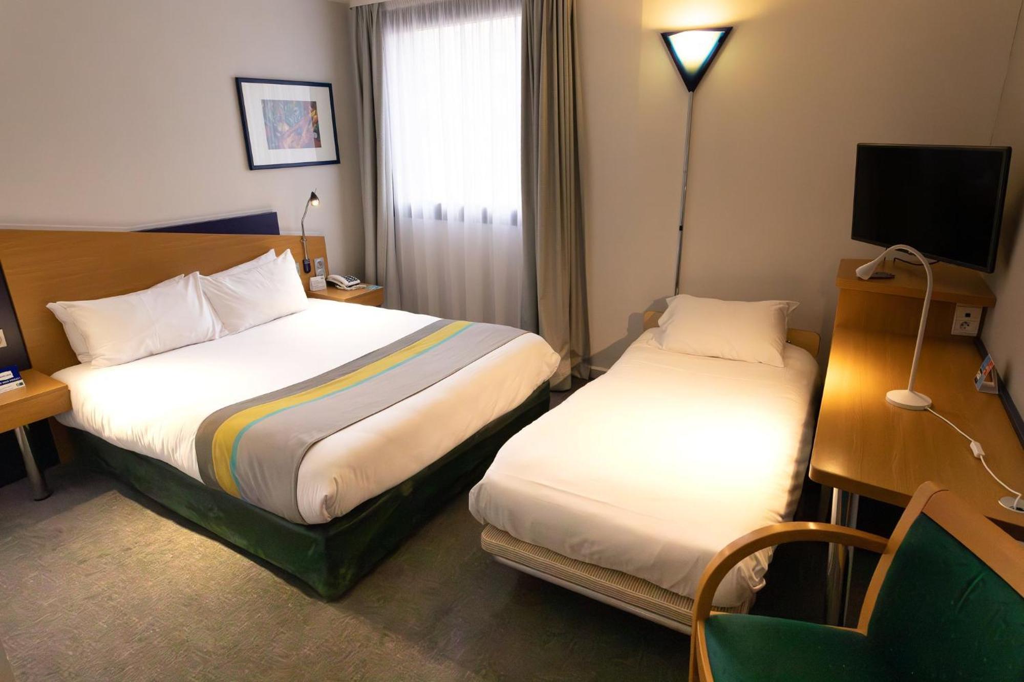 Holiday Inn Express Arras, An Ihg Hotel Eksteriør bilde